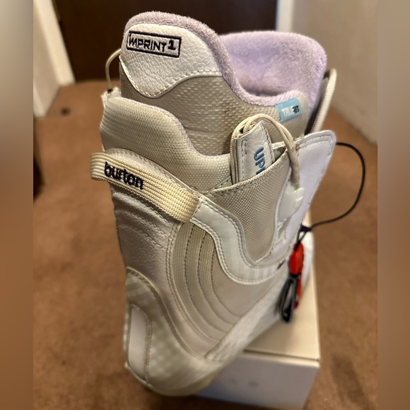 Burton Women’s Snowboard Boots Mint US 5.5 Preloved - Picture 4 of 16